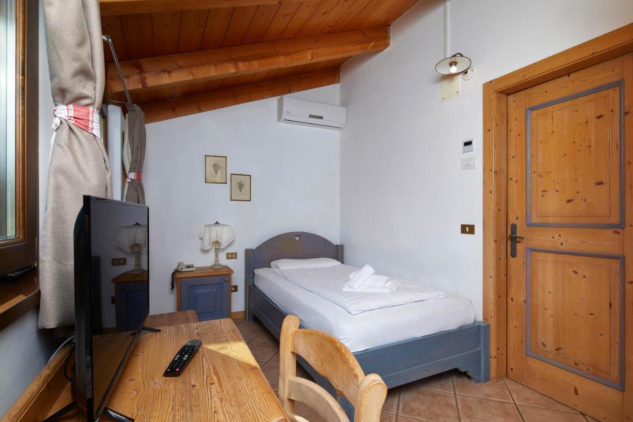 Hotel Garni San Giorgio Trento Ruang foto