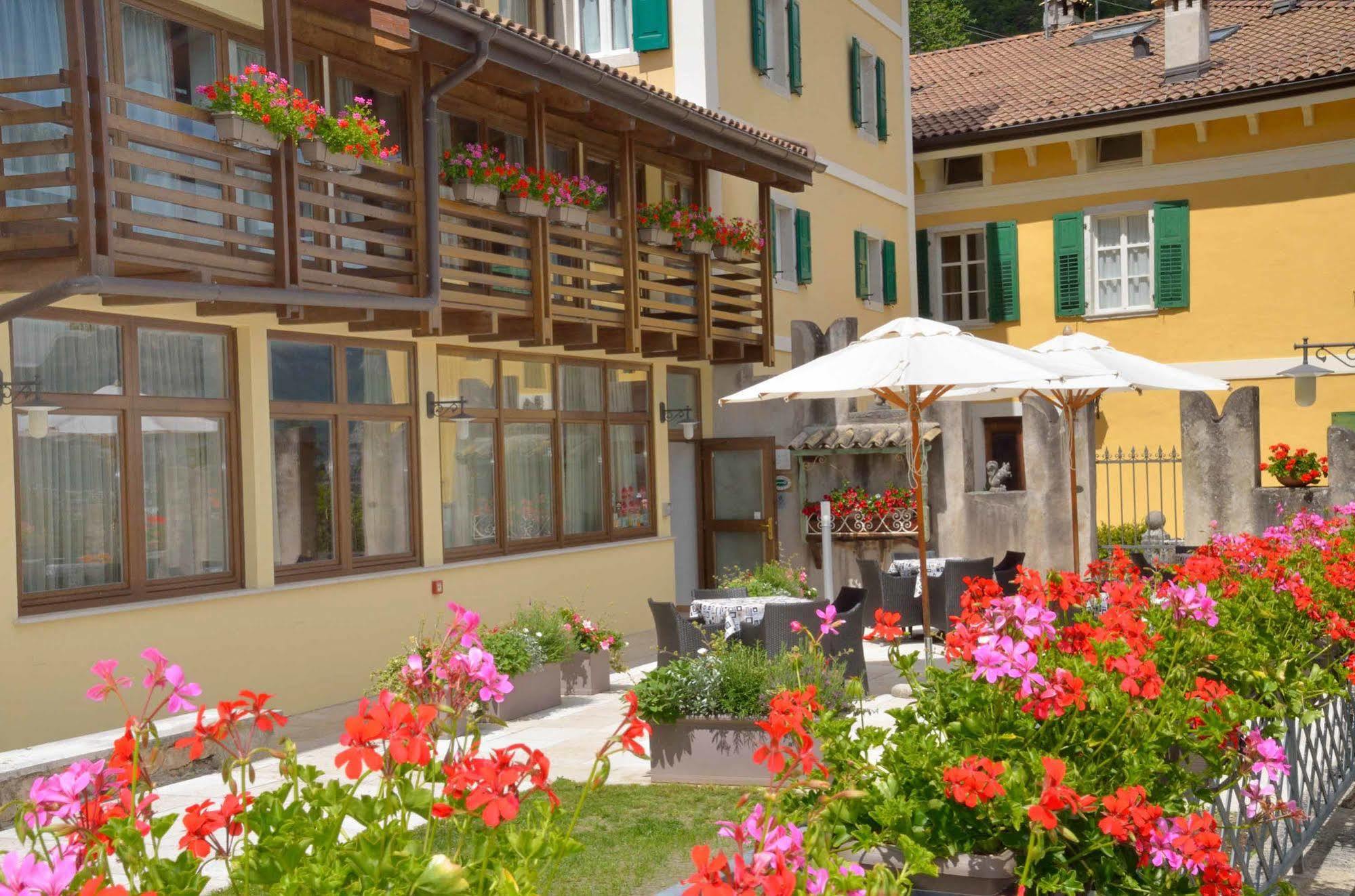 Hotel Garni San Giorgio Trento Bagian luar foto